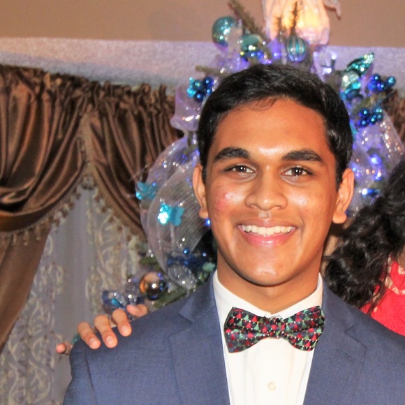 Meet your Posher, Tharuka - Picture 1 of 1